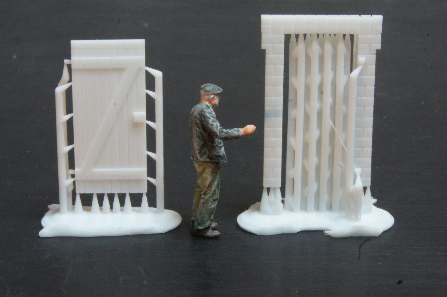 Porte de service Garde barrières (Hérault)